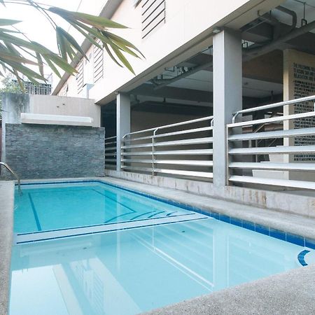 Reddoorz At Grand Apartelle Hernan Cortes 세부 외부 사진
