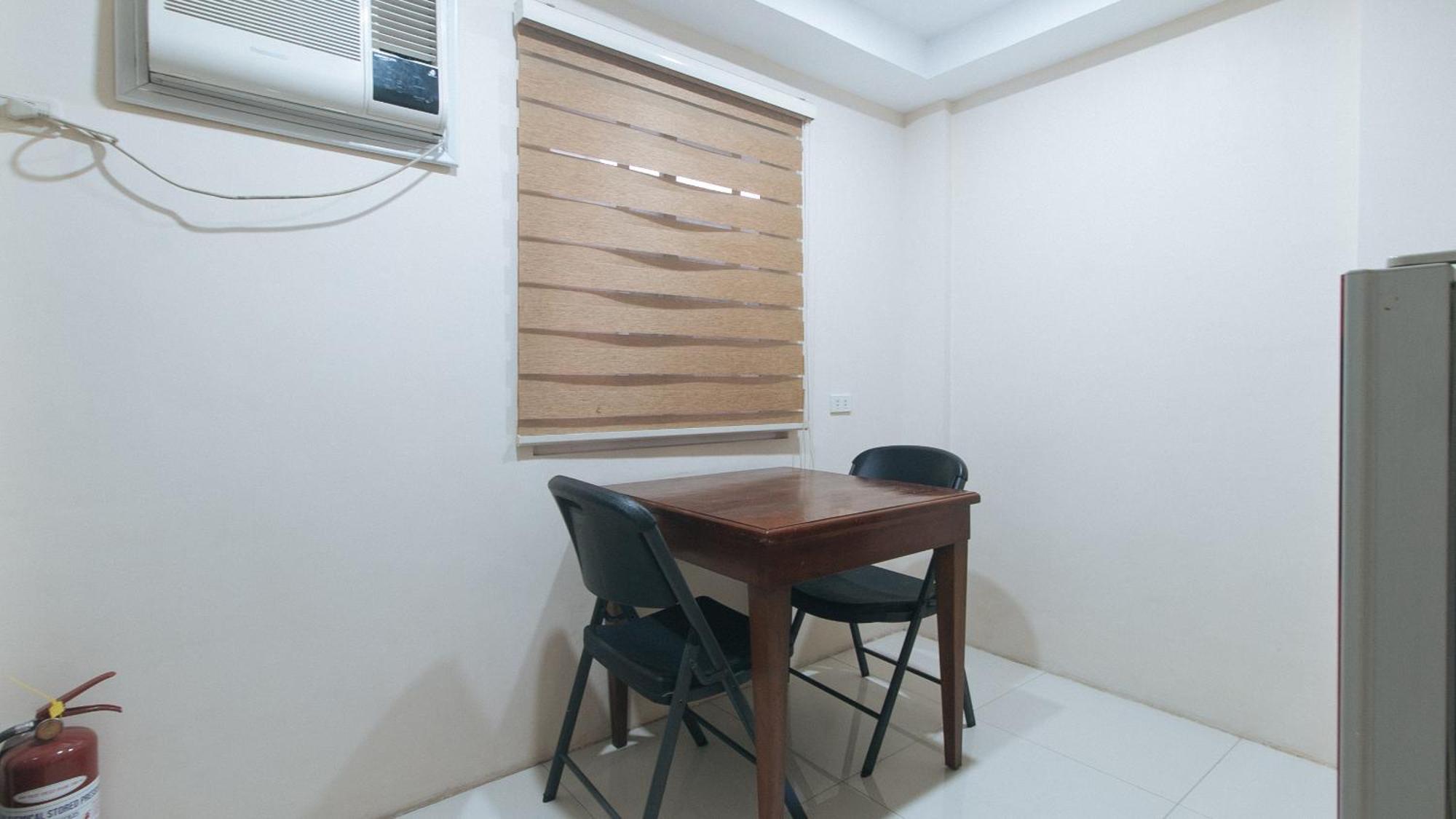 Reddoorz At Grand Apartelle Hernan Cortes 세부 외부 사진